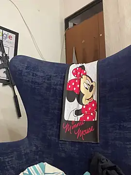 Milk chloe online show from February 20, 6:53 pm