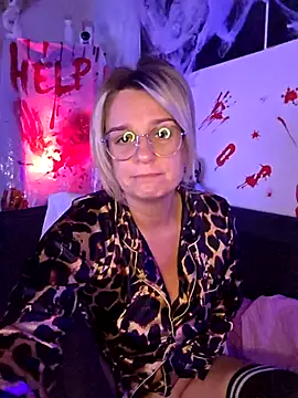 SpicyVicky online show from October 24, 5:25 am