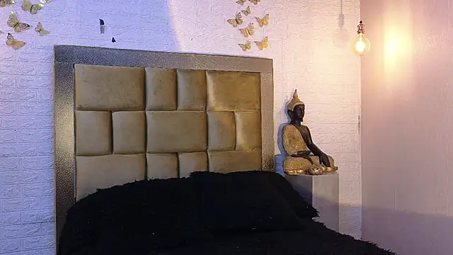 ximenawilliamss online show from January 14, 9:20 pm