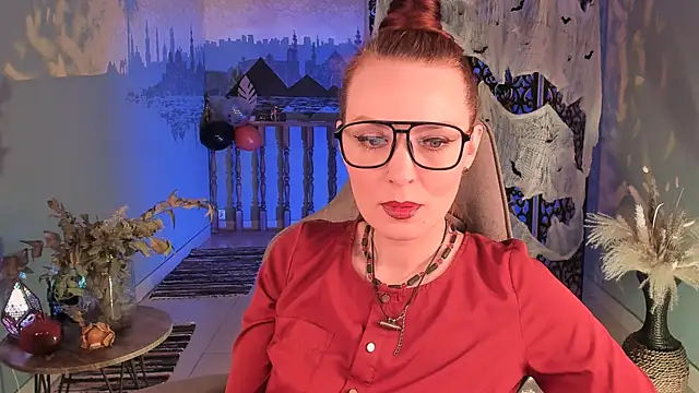 Snapshot of VandaRossi chatting on October 21, 10:19 am VandaRossi online show from October 21, 10:19 am