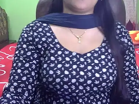BengaliQueenStar online show from November 29, 6:34 pm