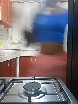 Freya 004 online show from April 14, 7:30 am