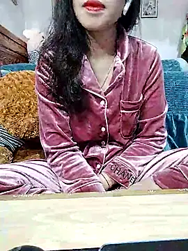 cream1299 online show from February 13, 12:40 pm