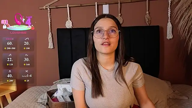 Elecktra sweet online show from February 2, 7:46 pm