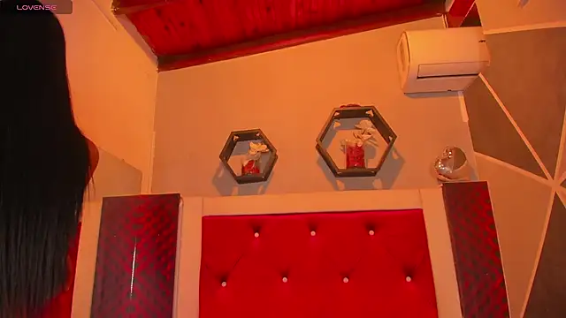 Karoll014 online show from February 24, 12:37 pm