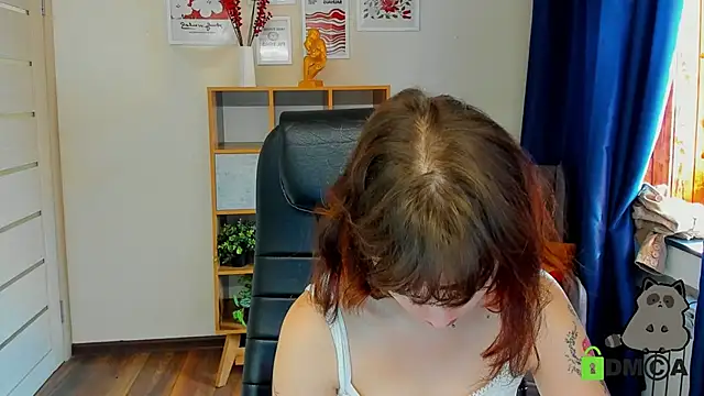 Alina Mills online show from October 8, 9:35 am