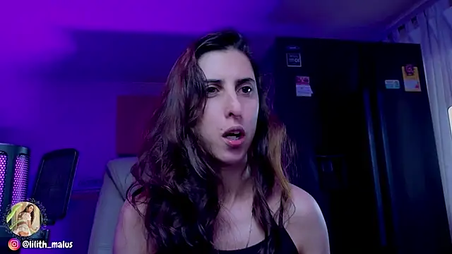 Lilith malum online show from January 6, 10:13 pm