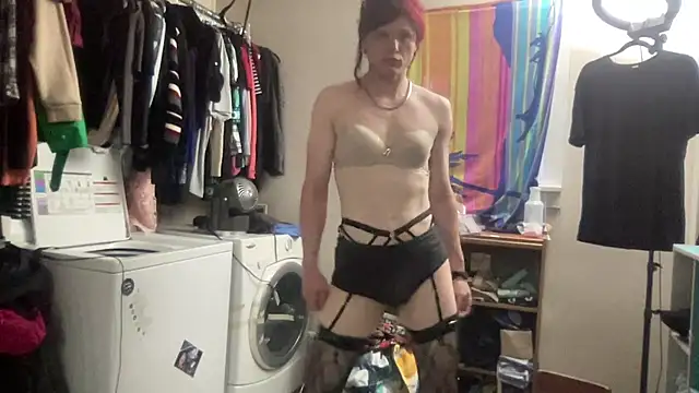 Snapshot of sum1betterthanmost chatting on September 14, 12:08 am sum1betterthanmost online show from September 14, 12:08 am