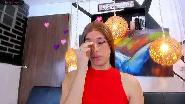 victoria aleia  online show from April 20, 11:30 pm