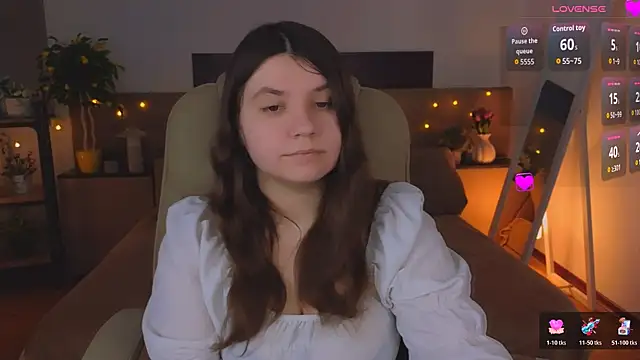 Viola  Shy online show from April 4, 9:13 pm