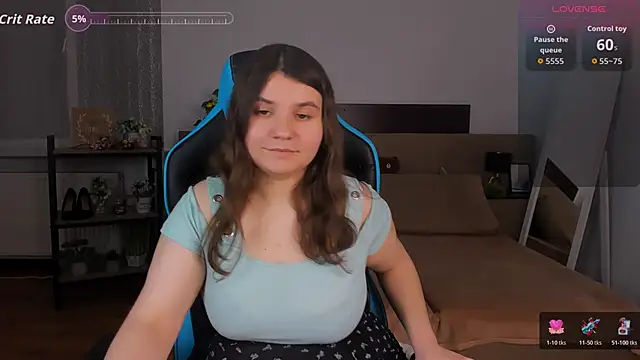 Viola  Shy online show from November 23, 10:00 pm