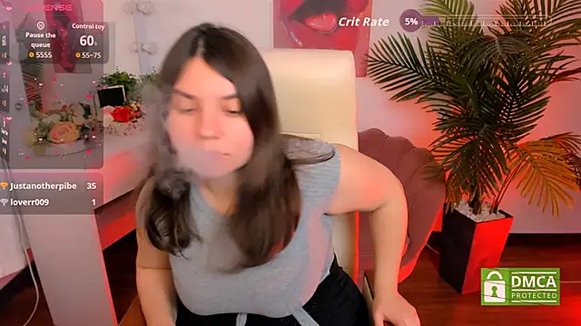 Snapshot of Viola__Shy chatting on September 11, 9:15 pm Viola Shy online show from September 11, 9:15 pm