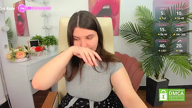 Snapshot of Viola__Shy chatting on October 4, 8:24 pm Viola Shy online show from October 4, 8:24 pm