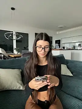 Wildberry  online show from November 2, 8:51 am