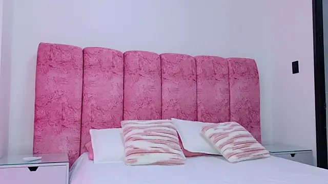 kendal rossi online show from December 22, 11:57 am