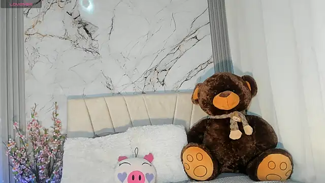 angeli sexi online show from October 4, 1:00 am