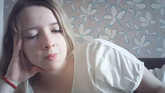 ViolaCandy online show from May 11, 3:08 am