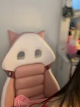 KittyRous online show from April 15, 6:14 am