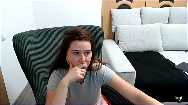 Snapshot of VioletaFlower7 chatting on September 14, 7:45 pm VioletaFlower7 online show from September 14, 7:45 pm