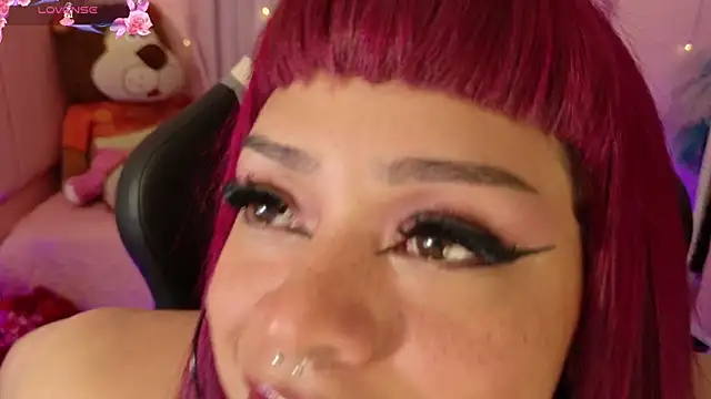 zoesullivan online show from April 19, 10:26 am