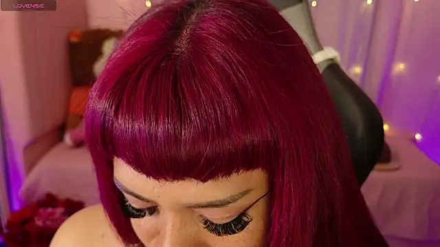 zoesullivan online show from April 8, 10:17 am