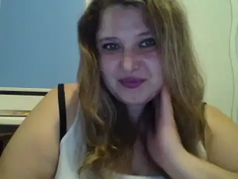 ParisMimi online show from November 3, 10:25 pm