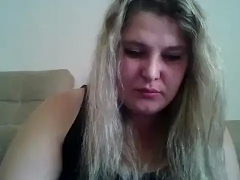 ParisMimi online show from November 14, 9:42 am