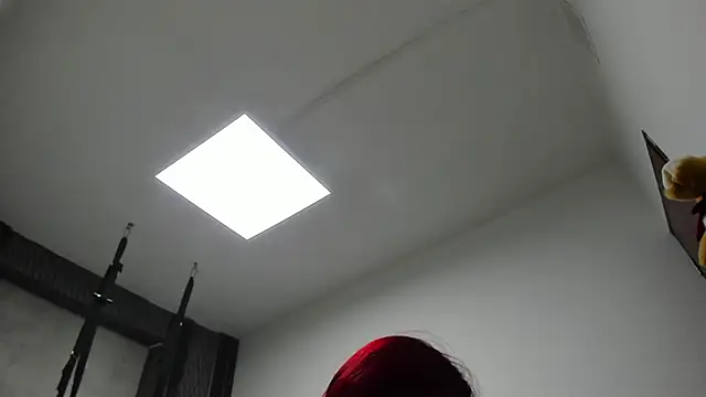 selene red  online show from April 22, 12:40 am