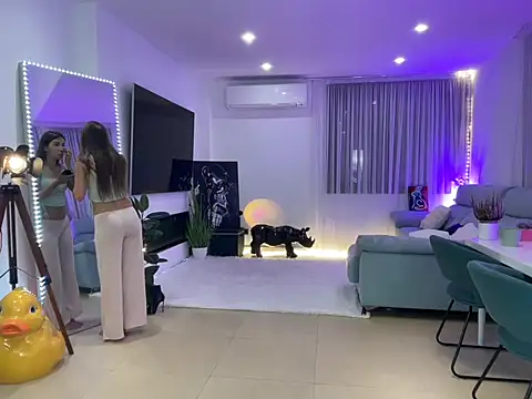 Snapshot of Mika_Miller chatting on September 8, 8:52 pm Mika Miller online show from September 8, 8:52 pm