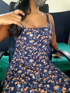 Snapshot of Midnight_Blossom chatting on October 14, 9:28 pm Midnight Blossom online show from October 14, 9:28 pm