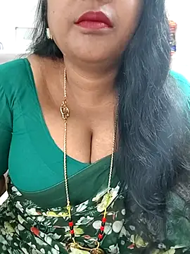 Snapshot of Swapna_143 chatting on October 22, 3:00 am Swapna 143 online show from October 22, 3:00 am