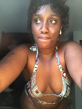 Lola kims online show from July 11, 12:27 pm