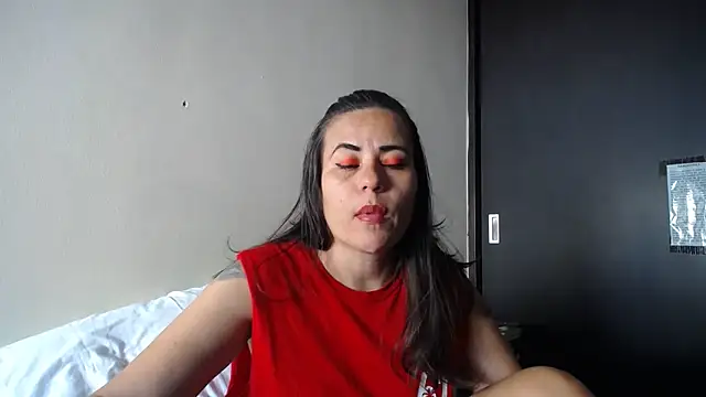 KAROLCANDY online show from April 25, 9:23 pm