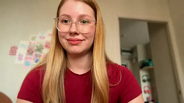 HoneyAudrey online show from June 12, 3:03 am