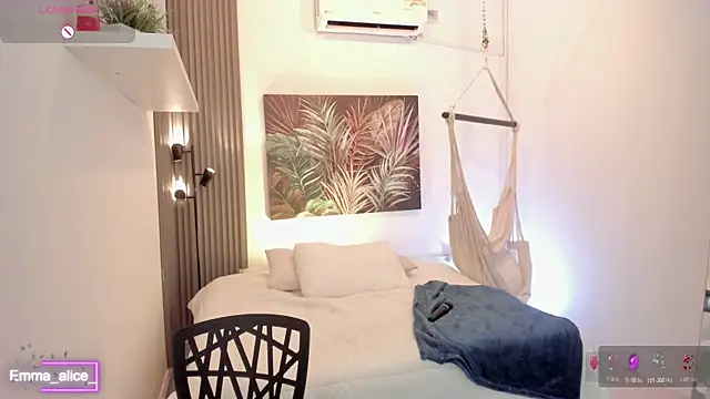 emma alice  online show from January 12, 10:42 am