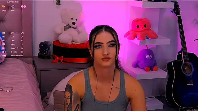 Snapshot of LaylaBrown chatting on September 21, 8:40 pm LaylaBrown online show from September 21, 8:40 pm