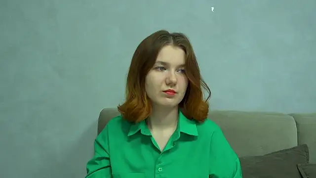 LessySmith online show from April 25, 4:15 pm