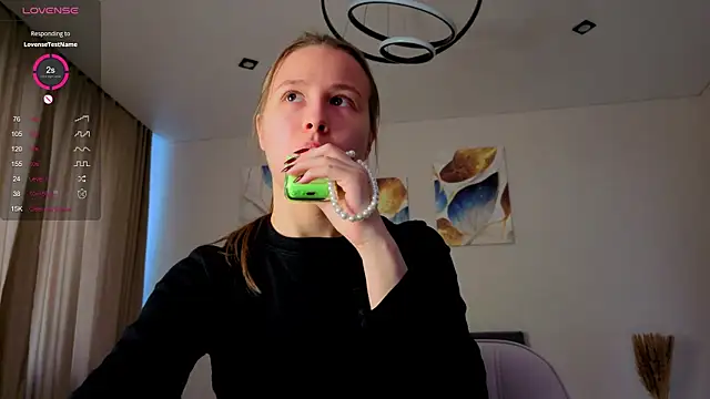 Dream emma online show from December 18, 5:45 am