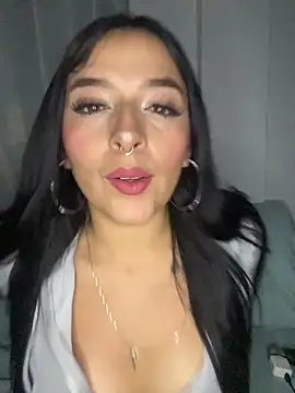 Loren sexx6 online show from March 2, 3:28 am