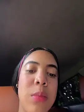 NAUGHTY LITTLE 18 online show from April 13, 9:26 pm