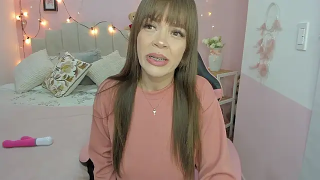 emilyharrix online show from March 3, 9:32 pm