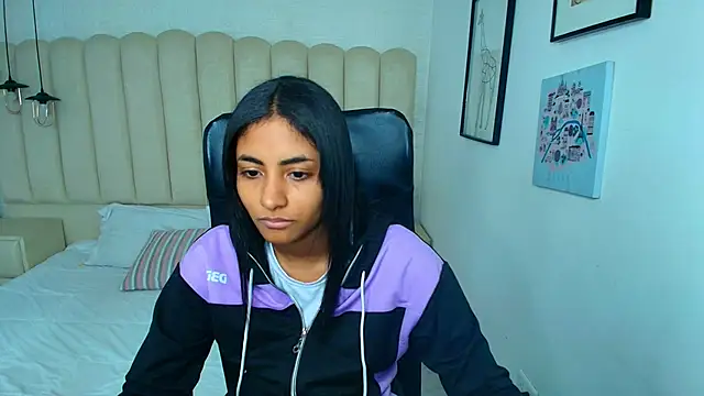 shaneelle online show from January 19, 3:03 am