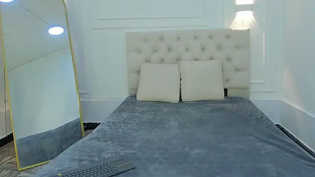 lola red95 online show from March 28, 7:02 pm