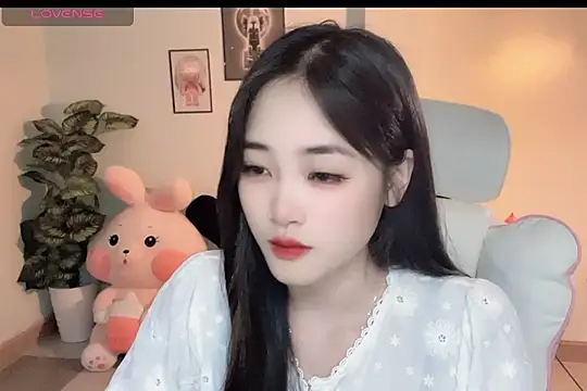  Aimy  online show from November 7, 3:28 pm