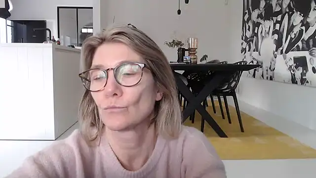 godinflower online show from October 4, 1:17 pm