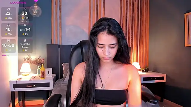 lara madisson online show from March 8, 6:39 am