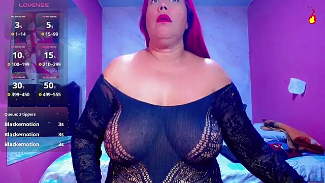 Hot-Rihanna online show from October 10, 2:11 pm