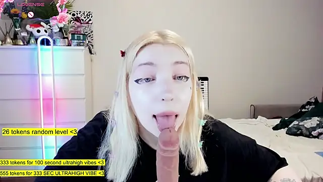 aya katana online show from January 8, 11:09 pm