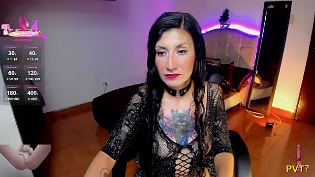 vampirellaa crazy  online show from November 27, 4:26 am