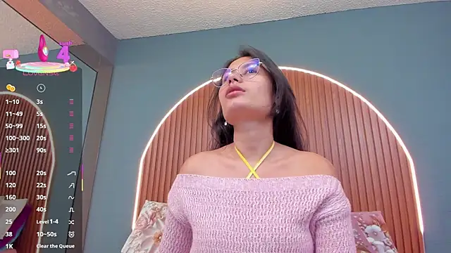 NayeCloud online show from January 14, 3:44 am